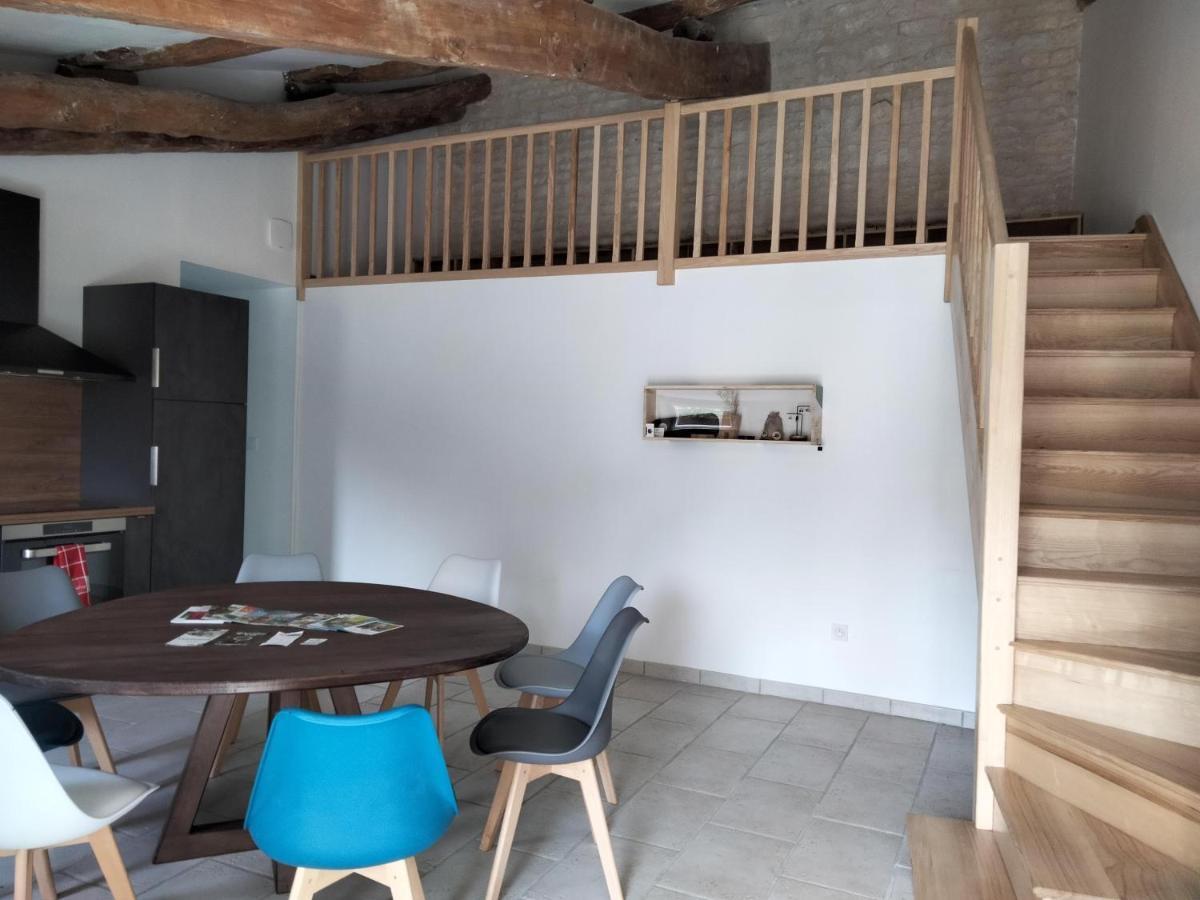 Le gîte de Malécot Gîte familial de 5 personnes Coulon Exterior foto